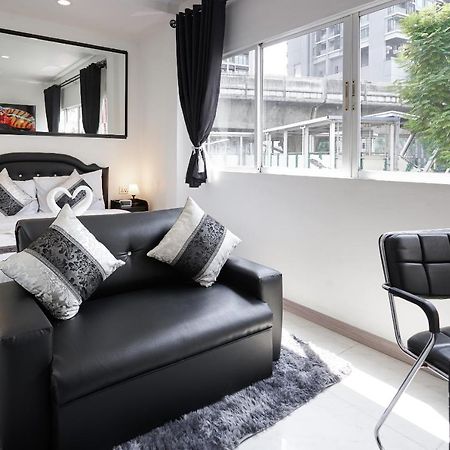 Thonglor Suites Hotel กรุงเทพมหานคร ภายนอก รูปภาพ