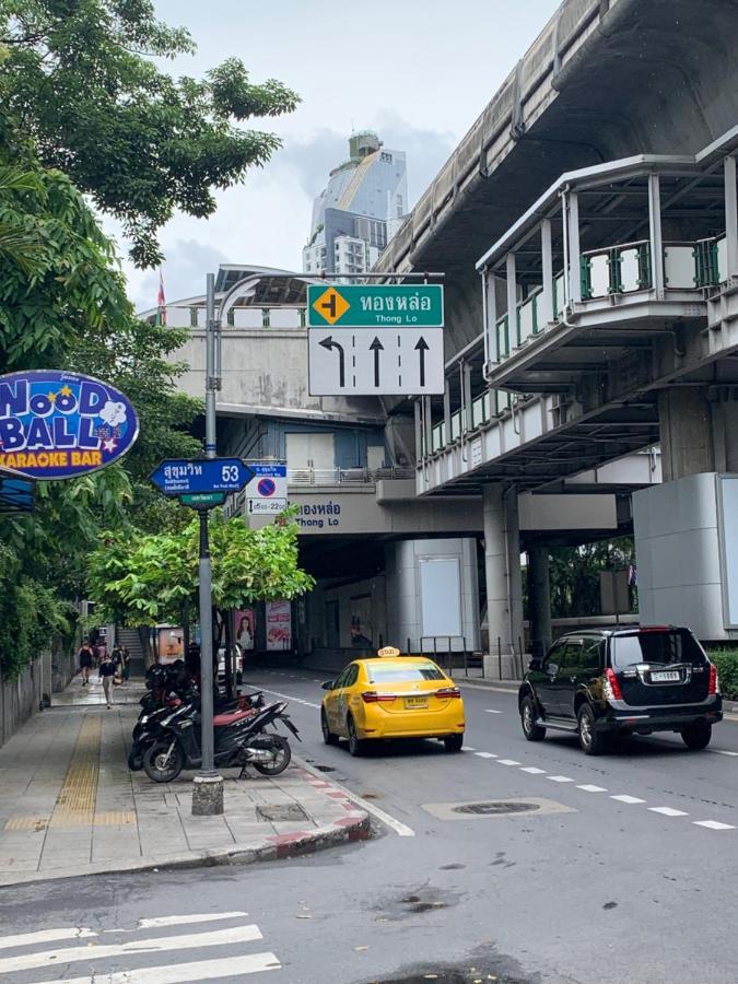 Thonglor Suites Hotel กรุงเทพมหานคร ภายนอก รูปภาพ