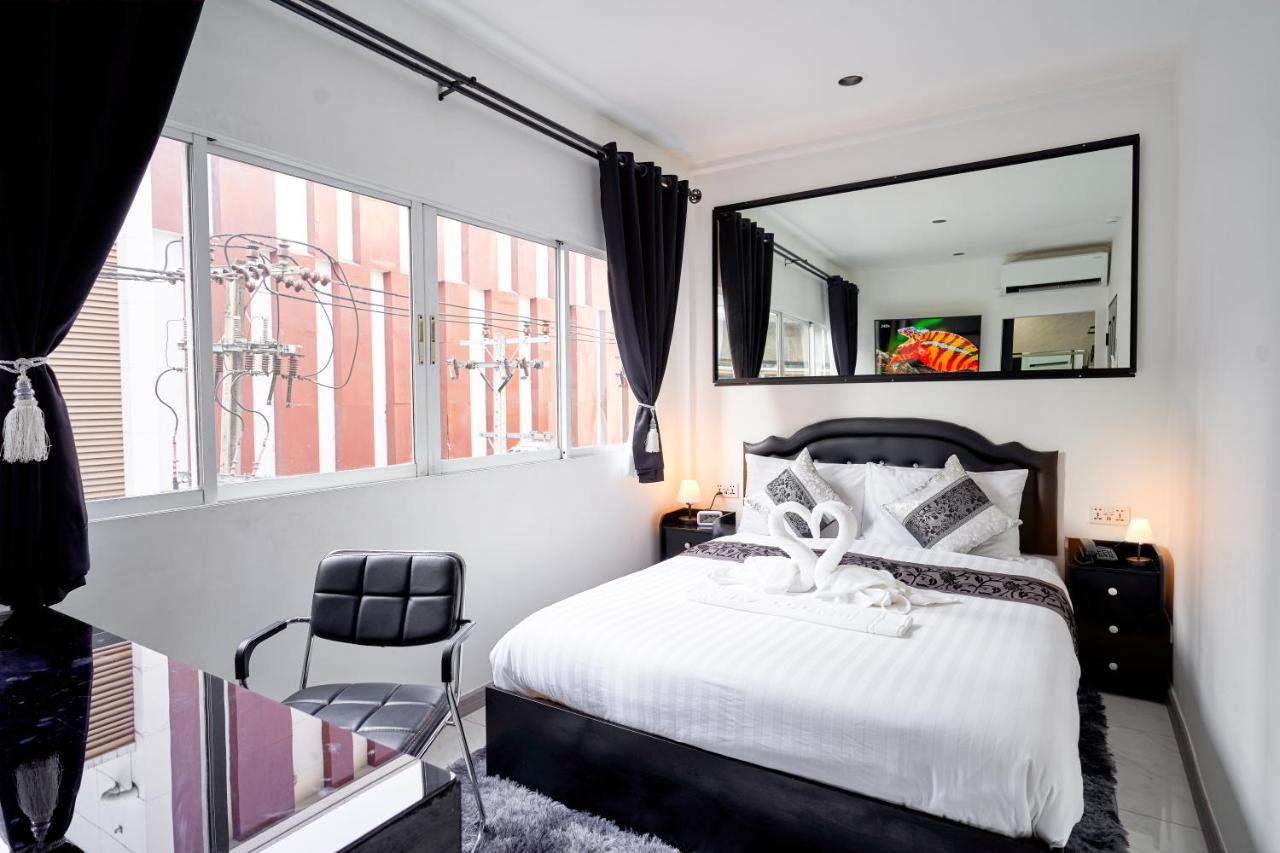 Thonglor Suites Hotel กรุงเทพมหานคร ภายนอก รูปภาพ