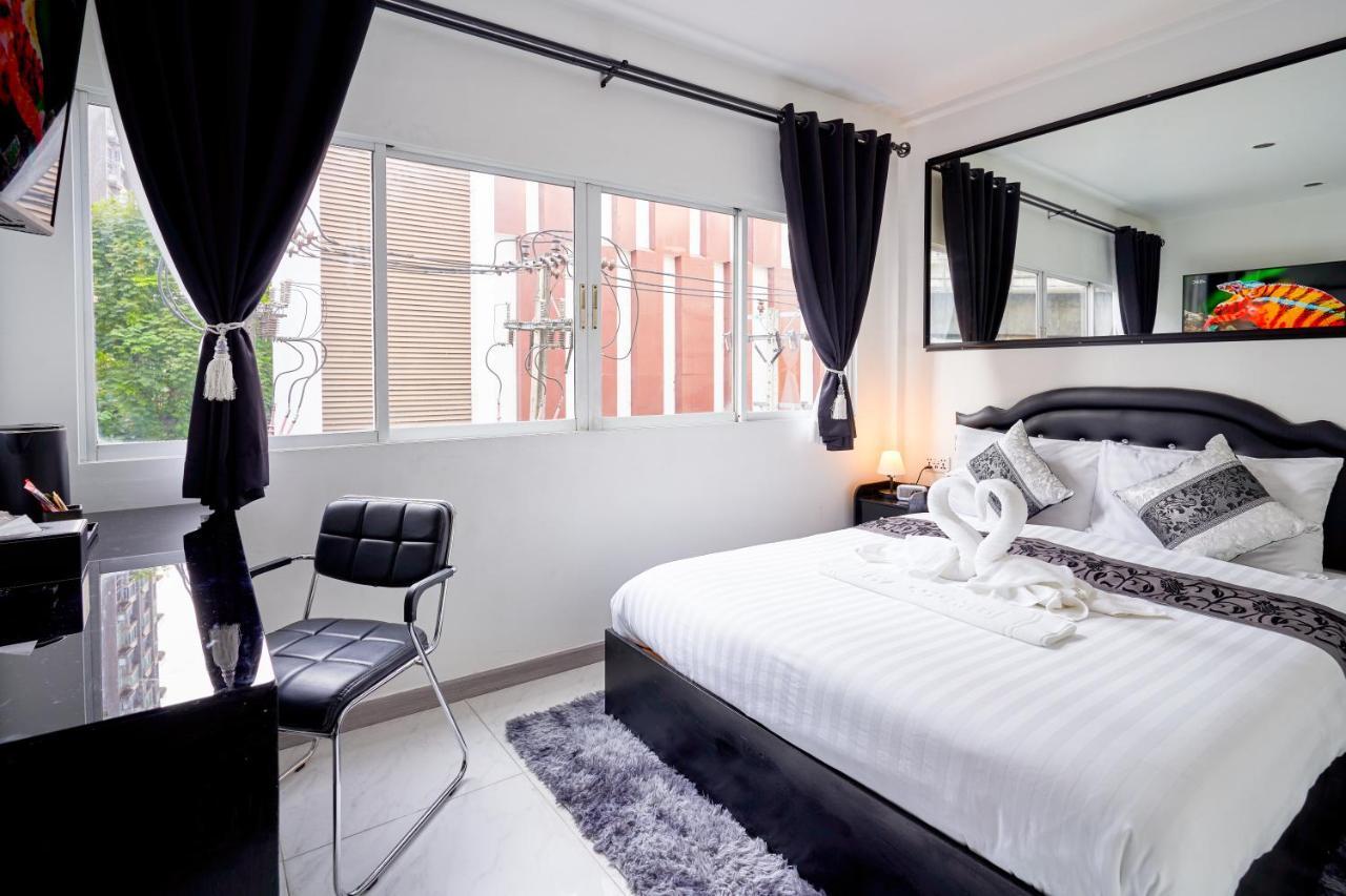 Thonglor Suites Hotel กรุงเทพมหานคร ภายนอก รูปภาพ
