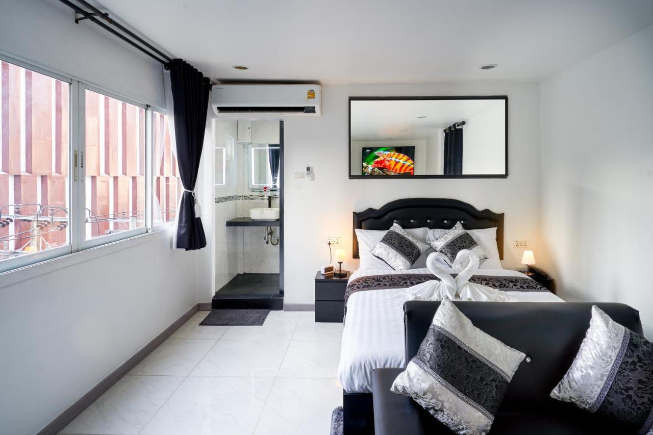 Thonglor Suites Hotel กรุงเทพมหานคร ภายนอก รูปภาพ